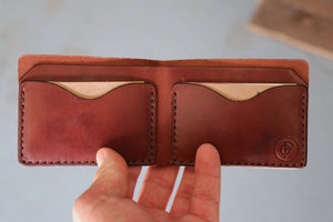 Traditional Bifold Wallet | Medium Brown